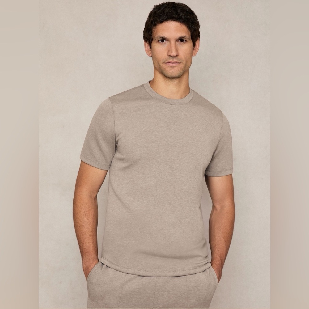 REISS Bradley
Premium-Interlock Modern-Fit T-Shirt in Taupe ( M2)